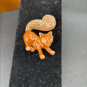 2.10.26-14 Vintage Gerry’s Charming Squirrel Brooch in Brown